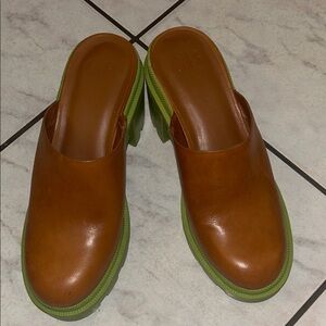Gianni Bini Brown and Green Mules
